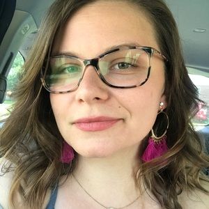 Meet your Posher, Paige